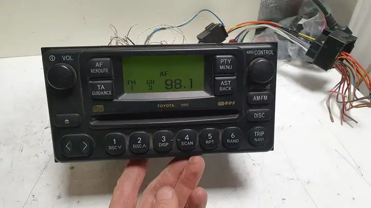Toyota Avensis Verso (2004 - 2009) 0860000958 Магнитола / мультимедийная система — фото 9