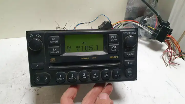 Toyota Avensis Verso (2004 - 2009) 0860000958 Магнитола / мультимедийная система — фото 10