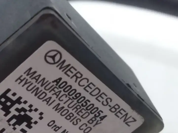 Mercedes-Benz E A207 (2010 - 2017) A0009050054 Минусовой провод аккумулятора — фото 3
