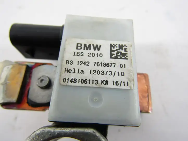 BMW X1 E84 (2009 - 2015) Минусовой провод аккумулятора — фото 4