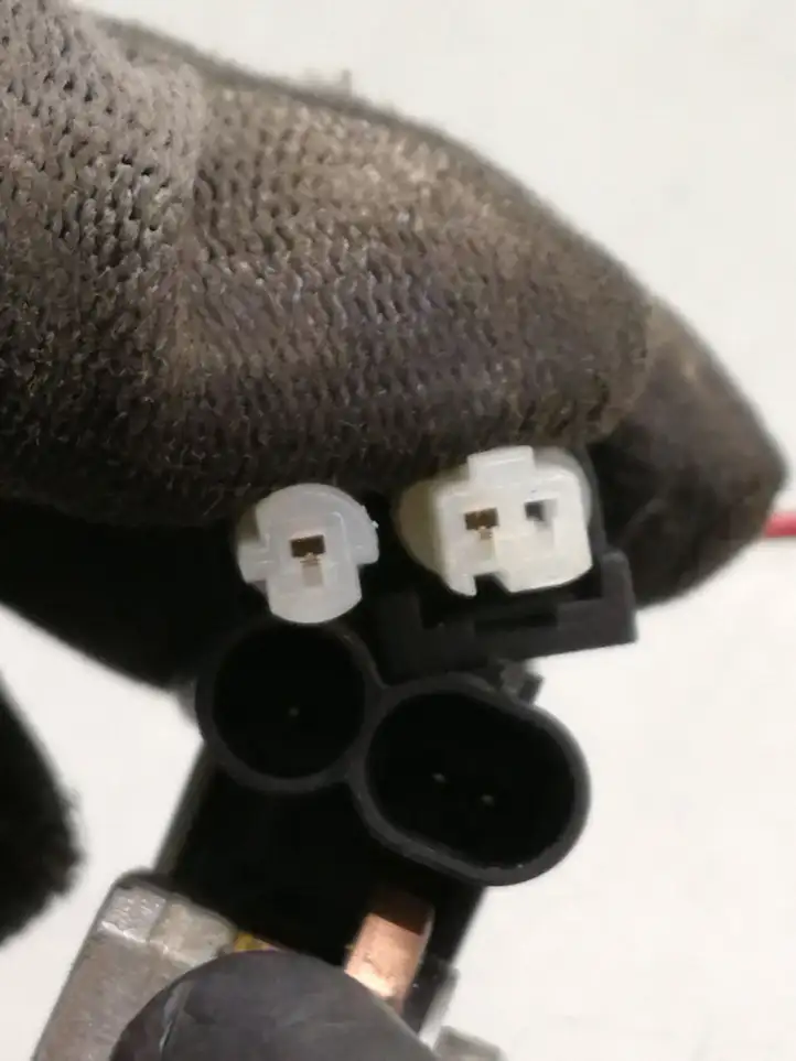 Mercedes-Benz Vito Viano W639 (2010 - 2015) A6395460121 Минусовой провод аккумулятора — фото 2