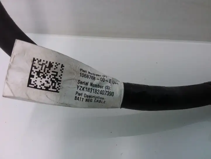 Tesla Model 3 (2017 - 2023) 106876800E Минусовой провод аккумулятора — фото 4