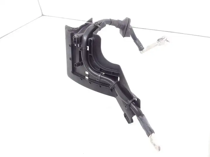 Volkswagen Touareg I (2002 - 2010)  7L0971235A Минусовый провод (аккумулятора)