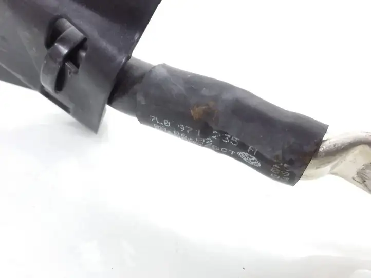 Volkswagen Touareg I (2002 - 2010)  7L0971235A Минусовый провод (аккумулятора)