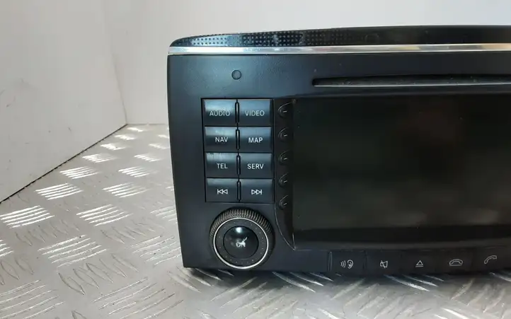Mercedes-Benz R W251 (2005 - 2013) A2518200979 Магнитола / мультимедийная система — фото 2