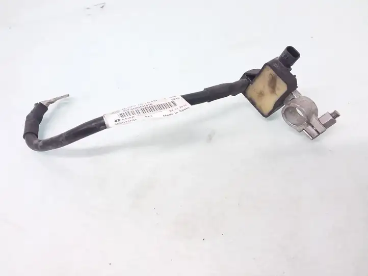 Skoda Fabia Mk3 (NJ) (2015 - 2021)  6C0915181B Минусовый провод (аккумулятора)