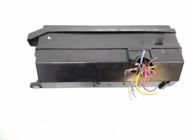 Land Rover Range Rover Sport (2009 - 2013)  CK5214K016AA Блок предохранителей