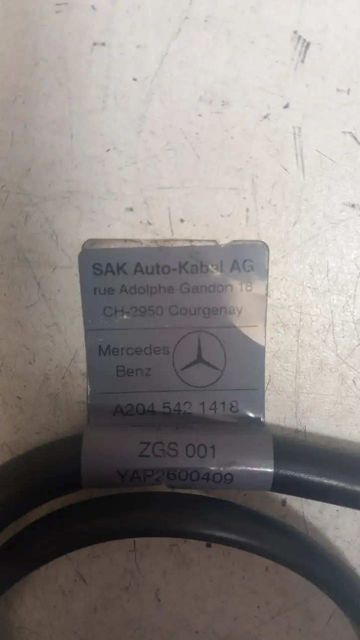 Mercedes-Benz C W204 (2007 - 2014) A2045421418 Минусовой провод аккумулятора — фото 2
