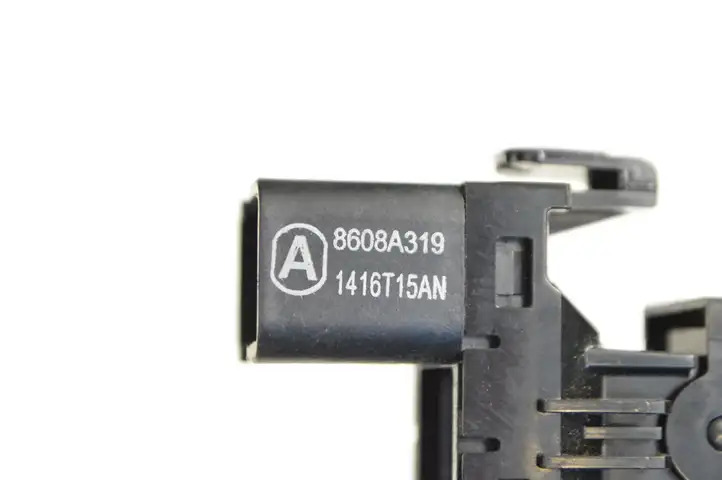 Mitsubishi Outlander (2014 - 2016) 8608A319 Кнопка стеклоподъемников — фото 6