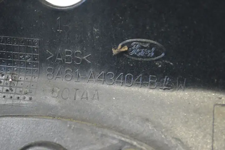Ford Fiesta (2013 - 2017) 8A61A43404BLW Подсветка номера — фото 5