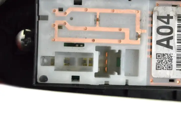 Subaru Outback (2009 - 2014) 94263AJ000 Кнопка стеклоподъемников — фото 5