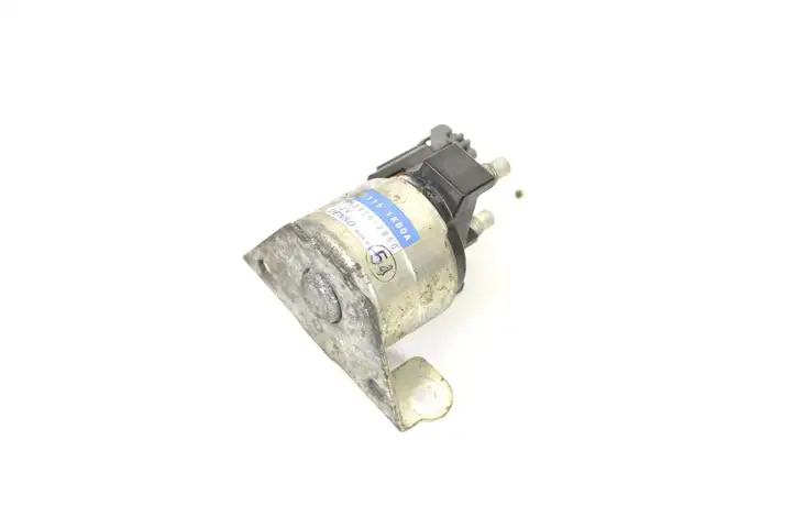 Nissan Juke I F15 (2010 - 2018) 2534002850 Реле стартера — фото 1