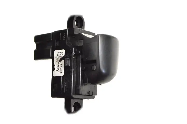 Nissan Juke I F15 (2010 - 2018) Блок кнопок стеклоподъемников — фото 4
