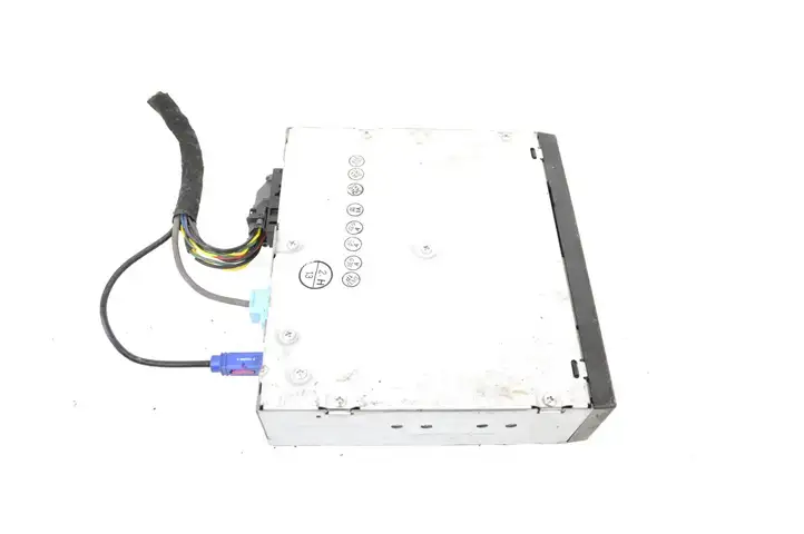 Land Rover Range Rover Sport L320 (2005 - 2009) 4621008318 CD/DVD чейнджер — фото 3