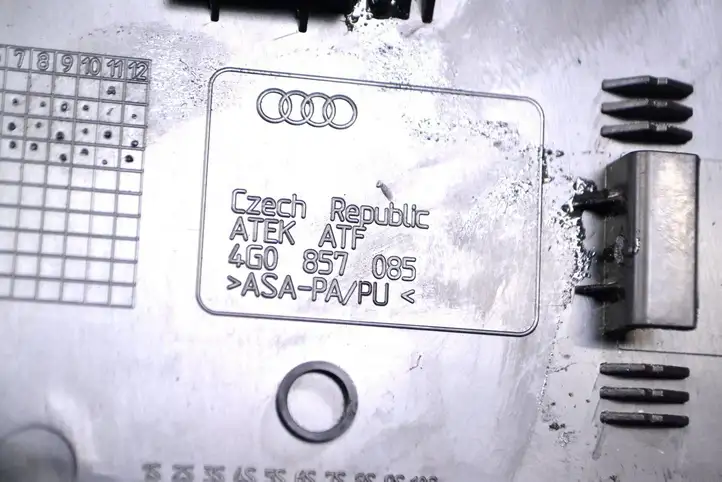 Audi A6 C7 (2011 - 2014) 4G0857085 Боковая отделка панели приборов — фото 5