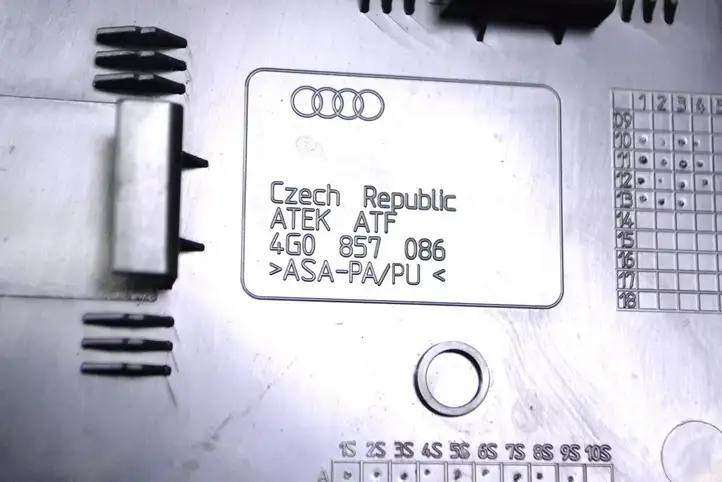 Audi A6 C7 (2011 - 2014) 4G0857086 Боковая отделка панели приборов — фото 5