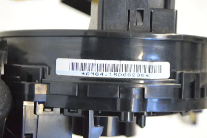 Suzuki Grand Vitara II (2008 - 2012) AM64J1RD86288 Контактное кольцо SRS — фото 6