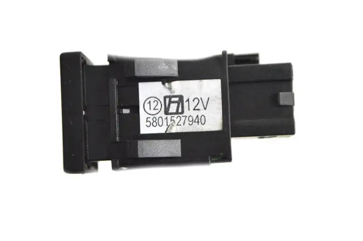 Iveco Daily Daily 6th gen (2012 - 2020) 5801527940 Кнопка фаркопа в багажнике — фото 5