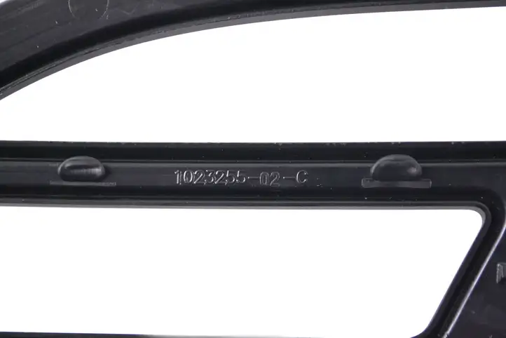 Tesla Model S (2016 - 2021) 102325502C Декоративная планка — фото 5