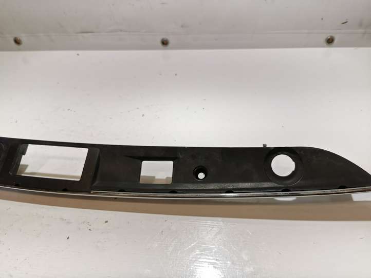 Mercedes-Benz C W204 (2007 - 2014)  A2047400793 Освещение номера