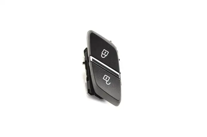 BMW X5 F15 (2013 - 2017) 6801352 Кнопка фаркопа в багажнике — фото 1