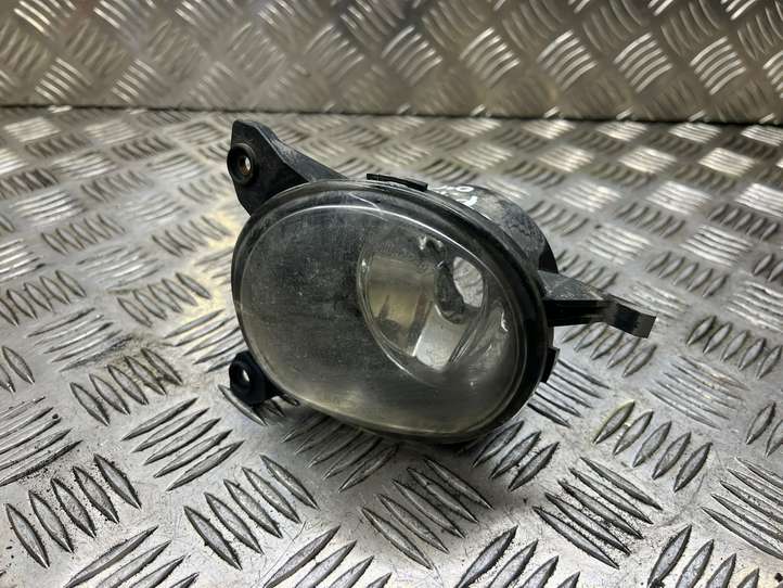 Toyota Corolla E120 E130 (2000 - 2004)  8122002090 Передняя противотуманная фара