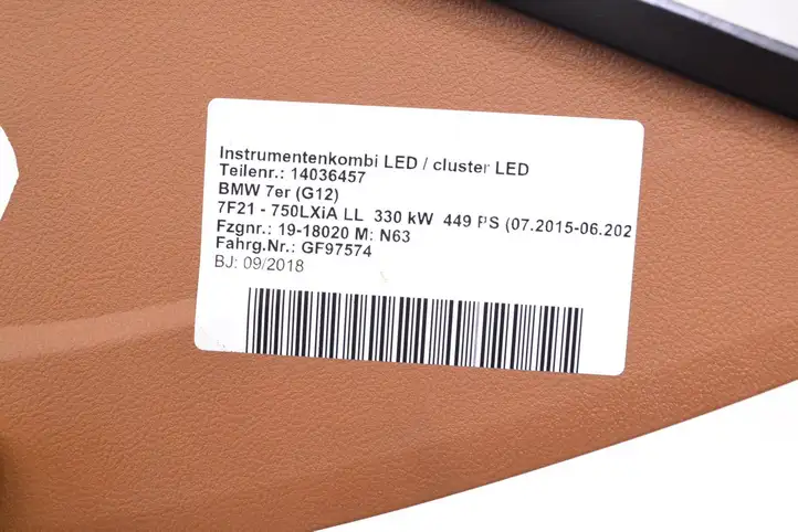 BMW 7 G11 G12 (2015 - 2022) 9299497 Воздушная решетка панели — фото 6