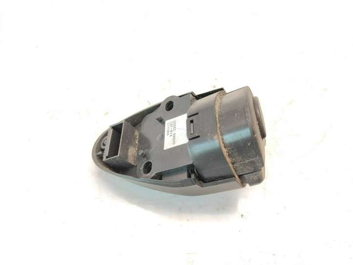 Nissan Almera Tino (2000 - 2006)  25552BN800 Мултифункционный включатель управления / ручка