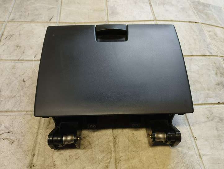 Hyundai Santa Fe (2005 - 2009)  847452B000 Ящик для вещей