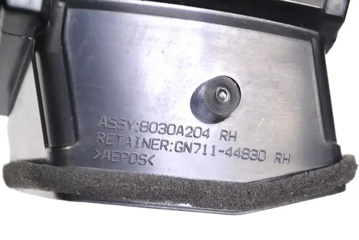 Mitsubishi Outlander (2014 - 2016) 8030A204 Воздушная решетка панели — фото 5