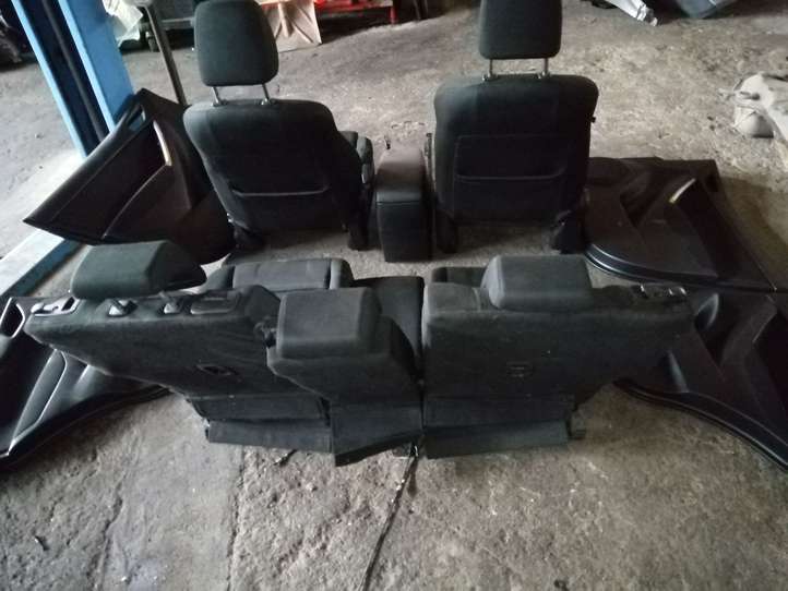 Land Rover Freelander (2006 - 2010)   Комплект салона