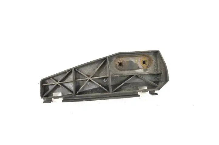 Toyota Corolla Verso E121 (2004 - 2007) 525620F010 Кронштейн заднего бампера — фото 3