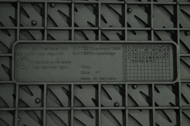 BMW 5 F10 F11 (2009 - 2016) 2153723 Комплект автомобильных ковриков — фото 6