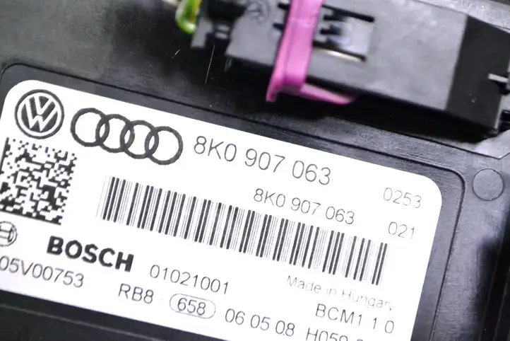 Audi A4 S4 B8 8K (2007 - 2011) 8K0907063 Модуль управления кузовом (BCM) — фото 4