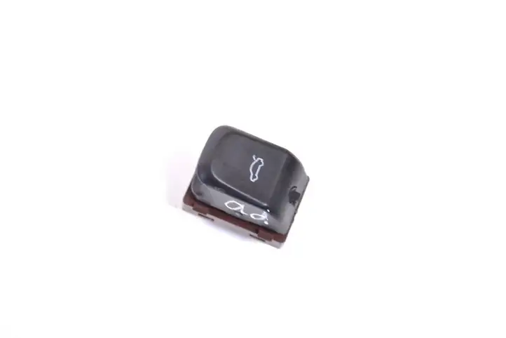 Audi A4 S4 B8 8K (2007 - 2011) 8K0959831 Кнопка закрытия багажника — фото 1