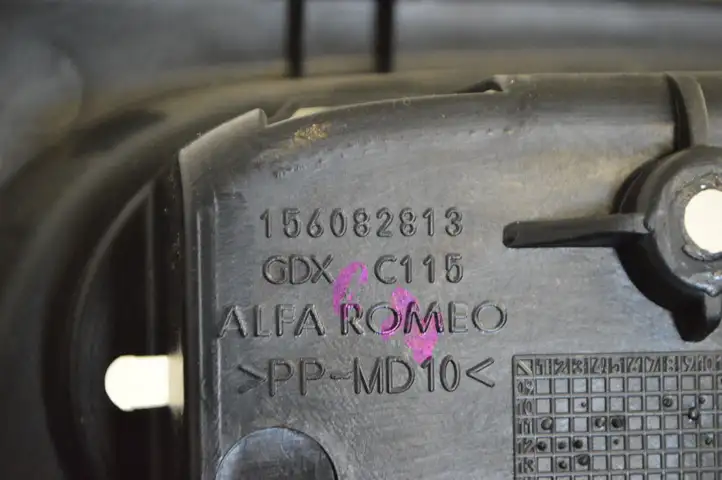 Alfa Romeo Giulietta (2010 - ) 156082813 Декоративная планка — фото 5