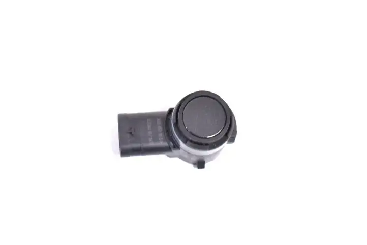 BMW 5 G30 G31 (2016 - ) 9283200 Датчик парковки — фото 1