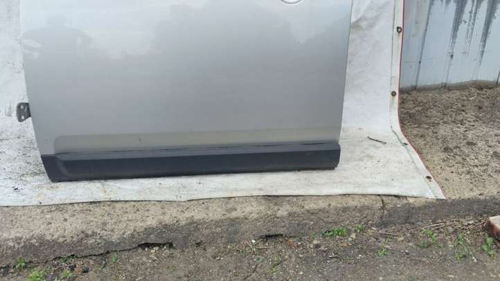 Land Rover Discovery (2004 - 2009)  BDA780110 Дверь