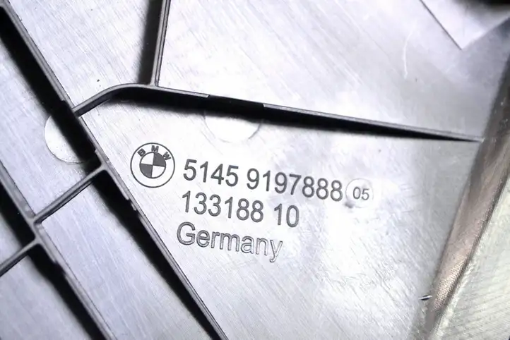 BMW 6 F12 F13 (2010 - 2018) 9197888 Боковая отделка панели приборов — фото 5
