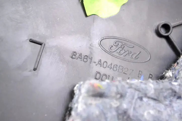 Ford Fiesta (2013 - 2017) BA61A046B27B Другая деталь консоли (туннеля) — фото 5