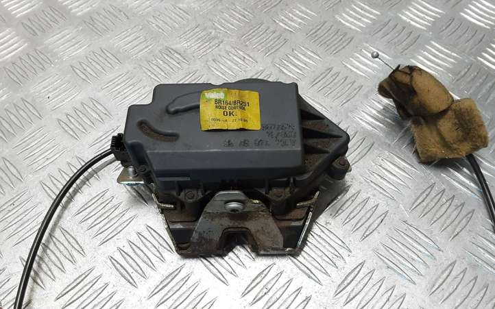 Mercedes-Benz R W251 (2005 - 2013)  A1647400735 Замок задней крышки
