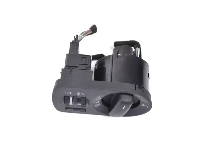 Audi A4 S4 B8 8K (2007 - 2011) 8P2941531Q Включатель фонарей — фото 2
