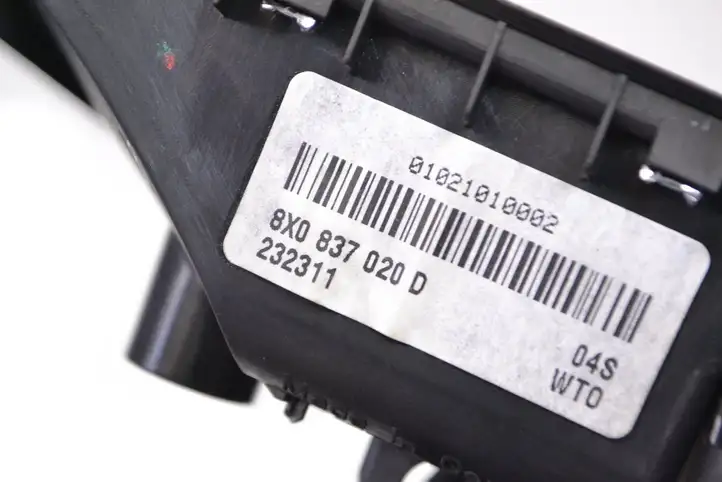 Audi A1 (2010 - 2014) 8X0837020D Внутренняя ручка двери — фото 5