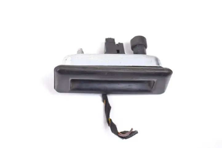 Audi A1 (2010 - 2014) 5J0827229 Кнопка закрытия багажника — фото 2
