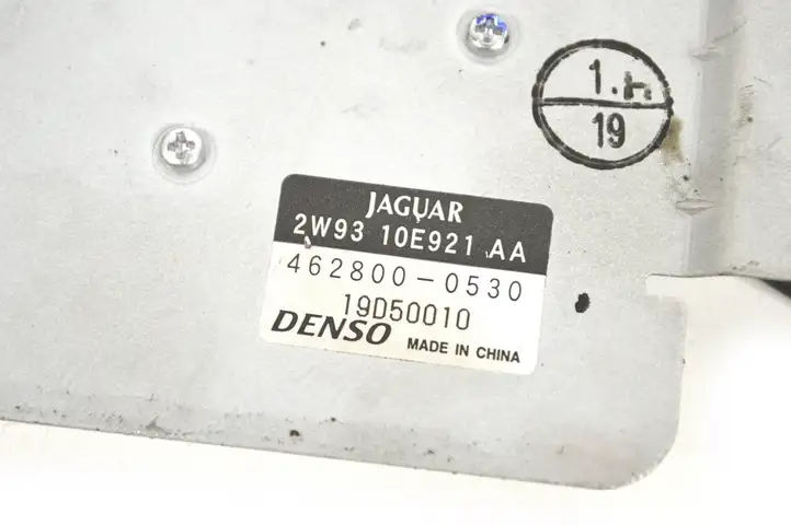 Jaguar XJ X350 (2003 - 2009) 2W9310E921AA GPS антенна — фото 5