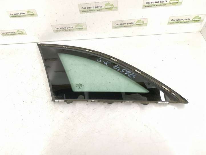 Mercedes-Benz C W205 (2014 - 2021)  2056702112 Заднее боковое стекло кузова