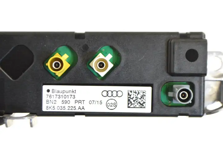 Audi A4 S4 B8 8K (2011 - 2015) 8K5035225AA Усилитель антенны — фото 3