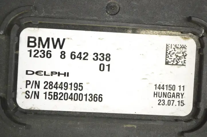 BMW i3 (2013 - ) 8642338 Блок управления топливным насосом — фото 4