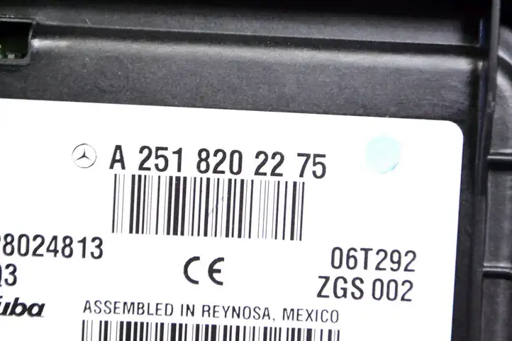 Mercedes-Benz ML W164 (2005 - 2011) A2518202275 Усилитель антенны — фото 4
