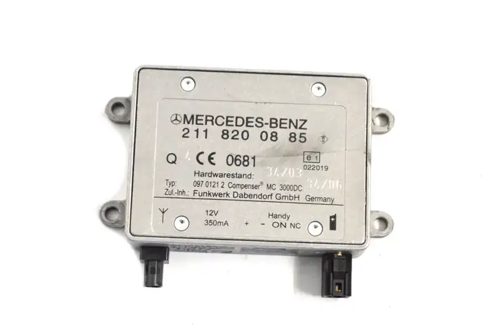 Mercedes-Benz ML W164 (2005 - 2011) A2118200885 Усилитель антенны — фото 1